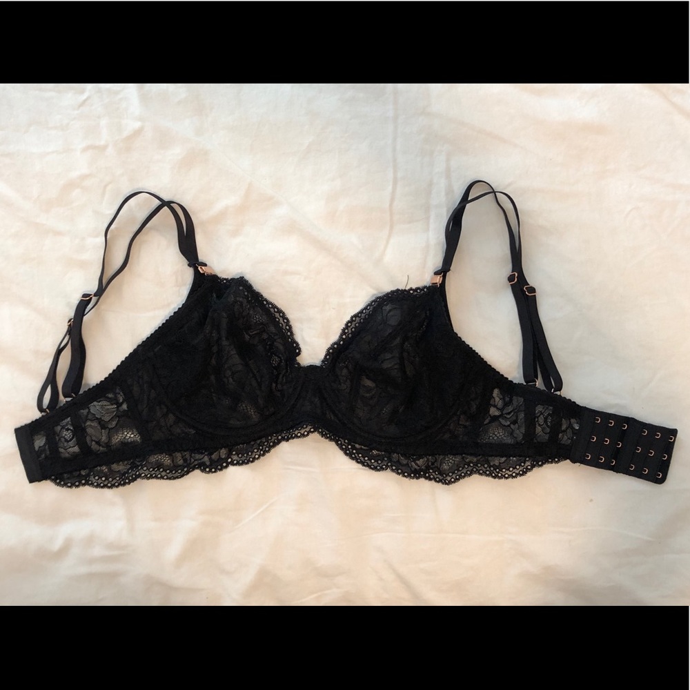 Like-New 30DD Underwire Lace Nursing Bra